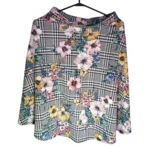 Faith And Joy Small Skirt Black & White Checkered W/ Floral Pattern